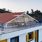 De Vale De Junco Farma Envendos