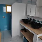 De Vale De Junco Farma Envendos