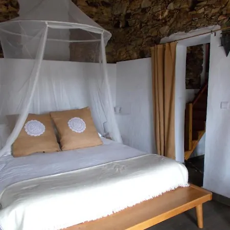 Çiftlik konaklama De Vale De Junco *