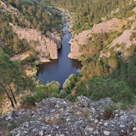 مزرعة للإقامة De Vale De Junco